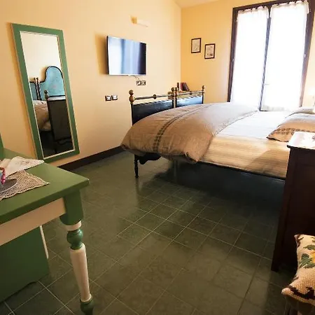 Leonardo Semesteranläggning (resort) Imperia