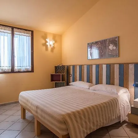 Leonardo Resort