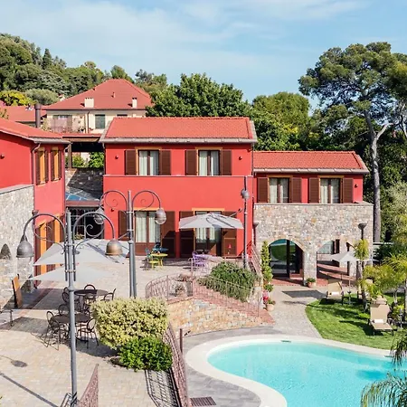 Leonardo Resort