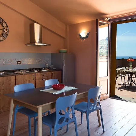 Leonardo 3* אימפריה