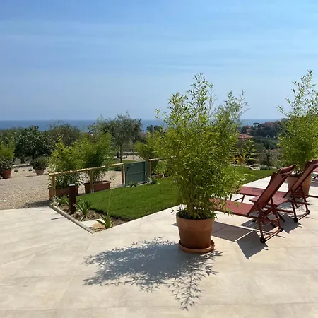 Leonardo 3* Imperia