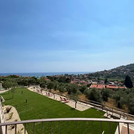 Leonardo 3* Imperia
